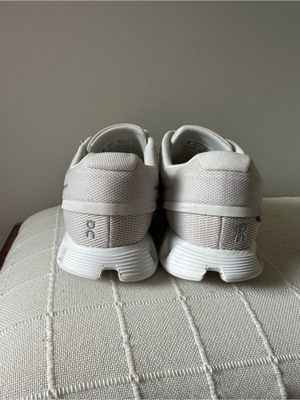 On Cloud Women’s Athletic Shoes in Light Gray - Picture 4 of 9